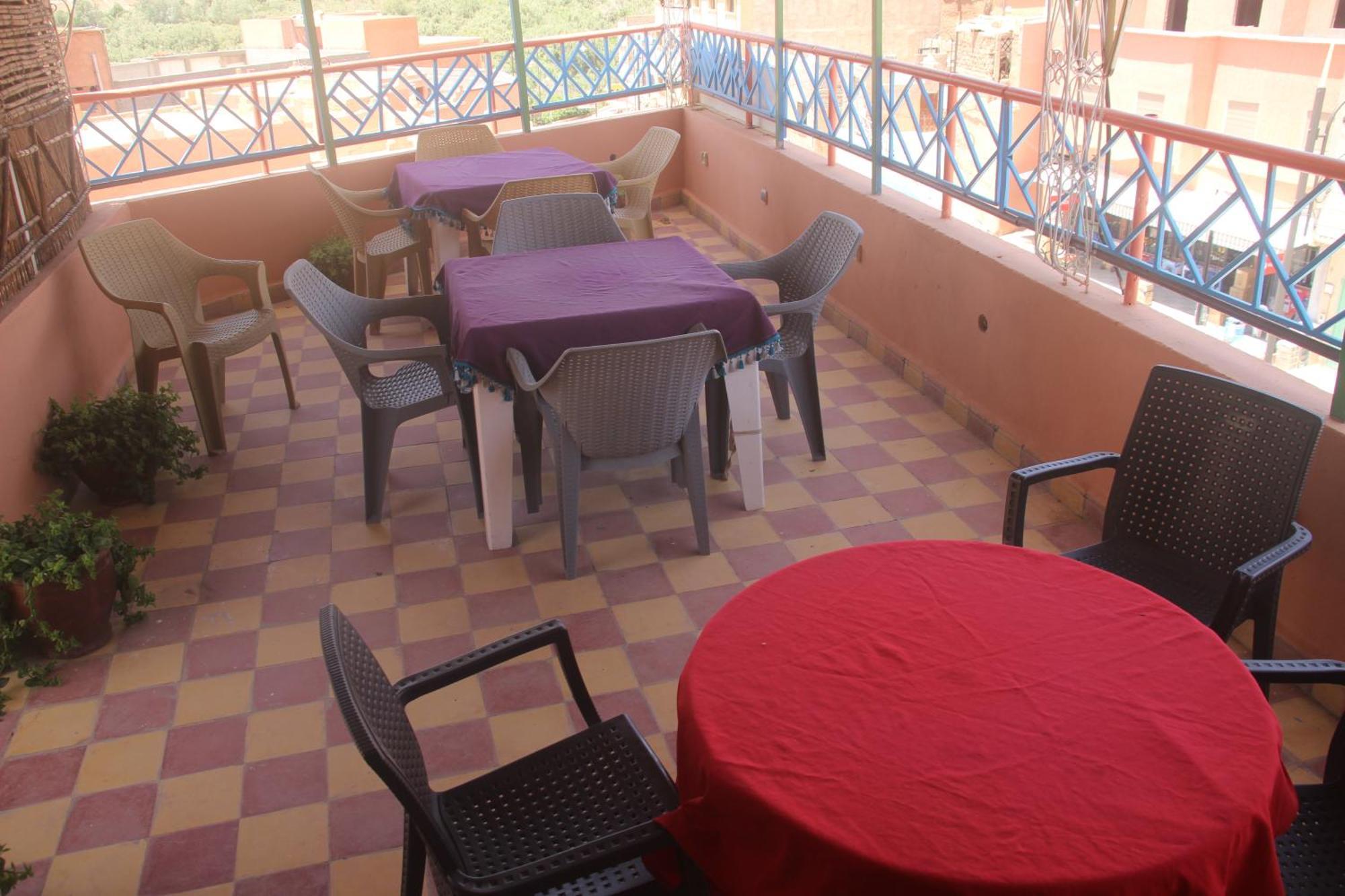 Auberge Restaurant Rooftop Tamazirt Boumalne Екстериор снимка