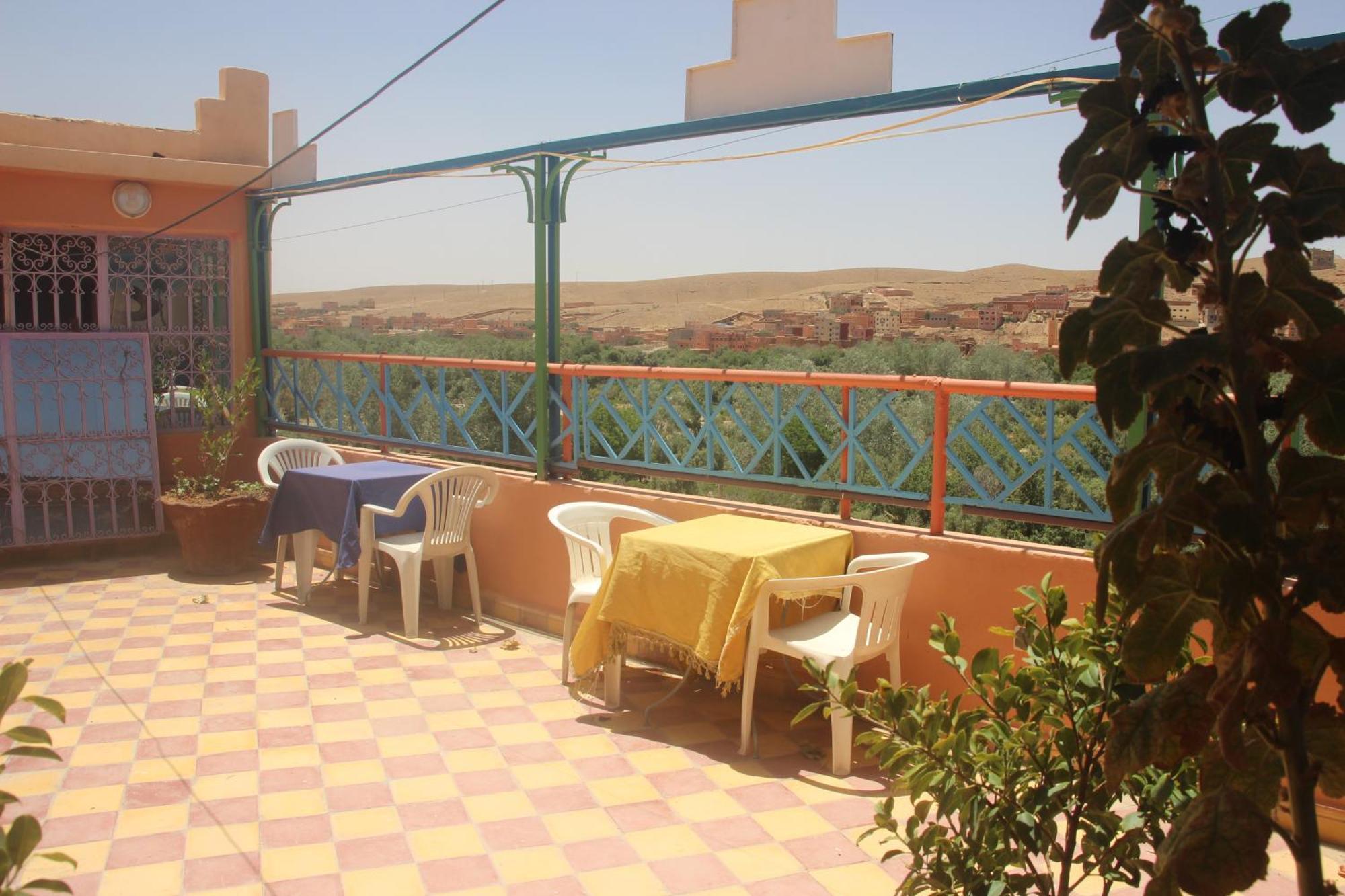Auberge Restaurant Rooftop Tamazirt Boumalne Екстериор снимка